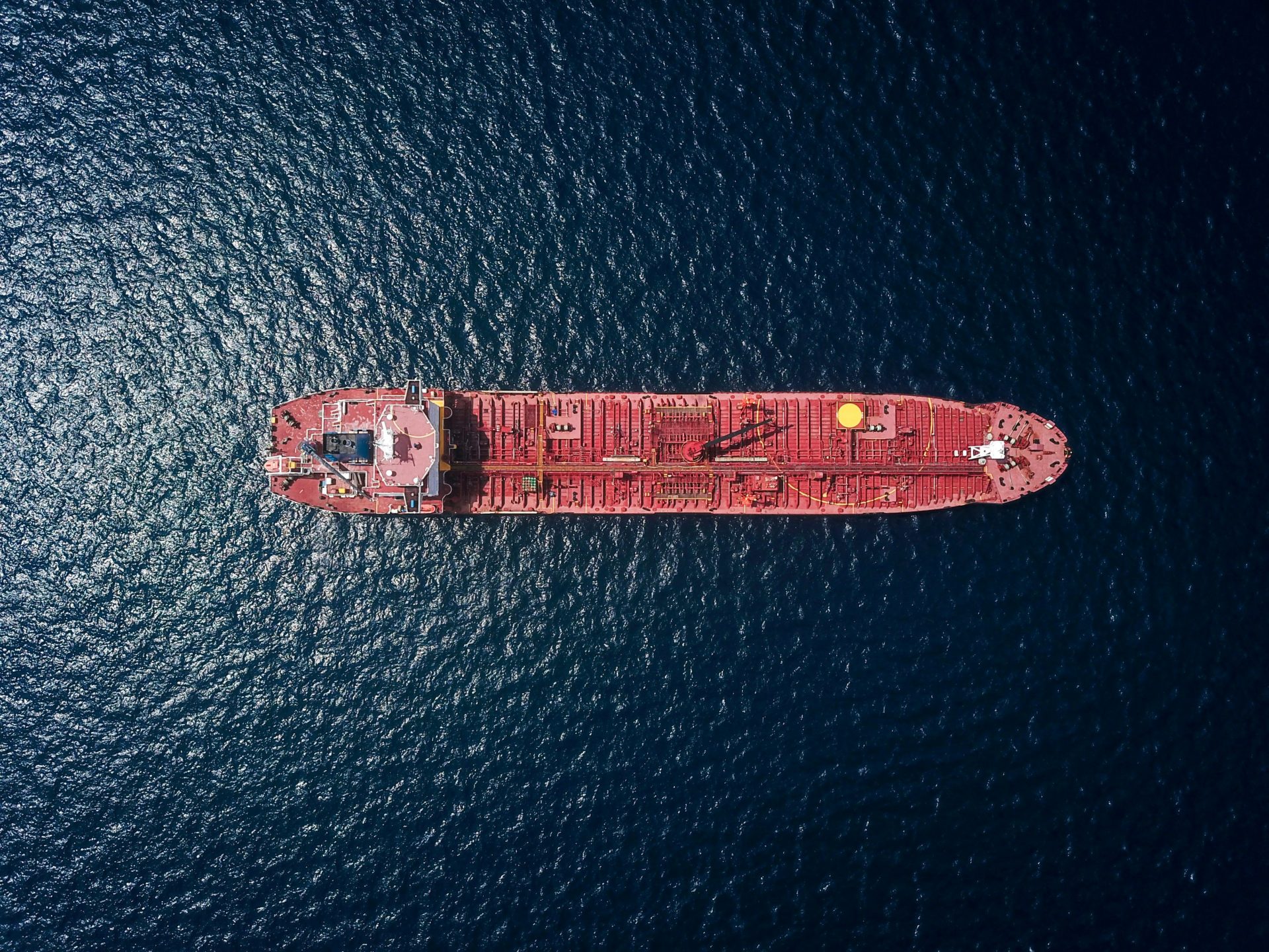 Транспортировка нефтепродуктов морским транспортом